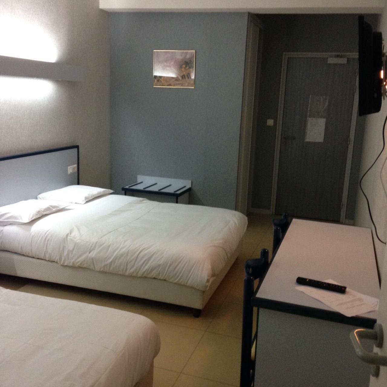 Hotel Du Jura Louhans Kültér fotó